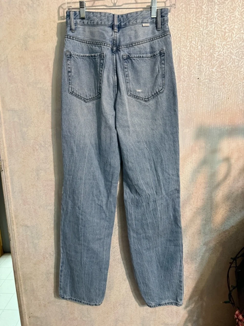 PacSun 90’s Boyfriend Light Blue High Waist Distressed Straight Jeans, Sz‎ 26x32